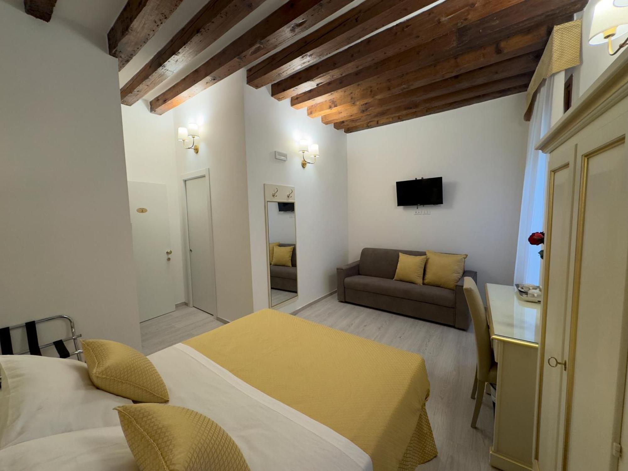 Residenza Briati Hotel Venice Exterior photo